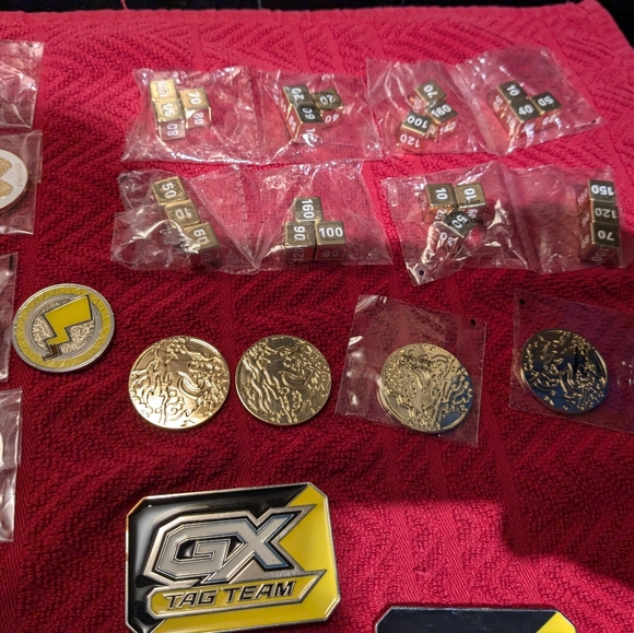 Pokemon metal collectible sealed - Picture 3 of 5